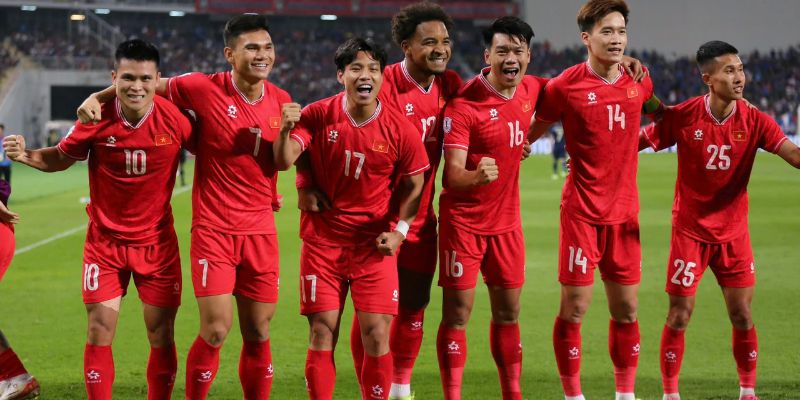 Chiến lược sắp xếp đội hình và phân công vị trí